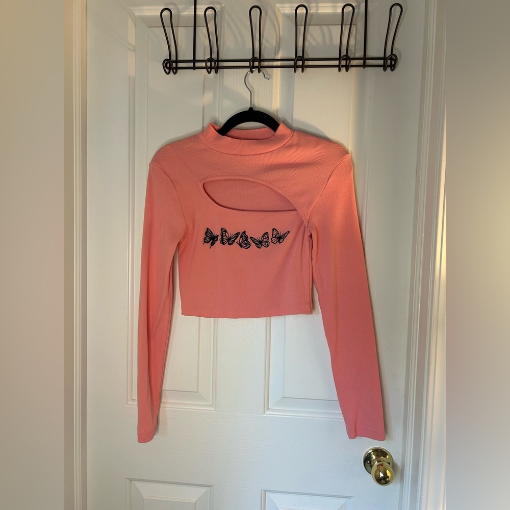 Pink Butterfly Y2K Cut Out Top Size Large Urban Outfitters - Picture 4 of 10
